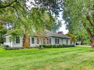 7 3rd St, Sag Harbor, NY 11963