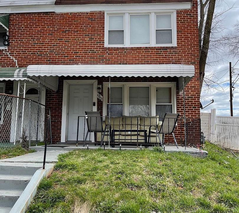 2nd image of 2583 Southdene Ave