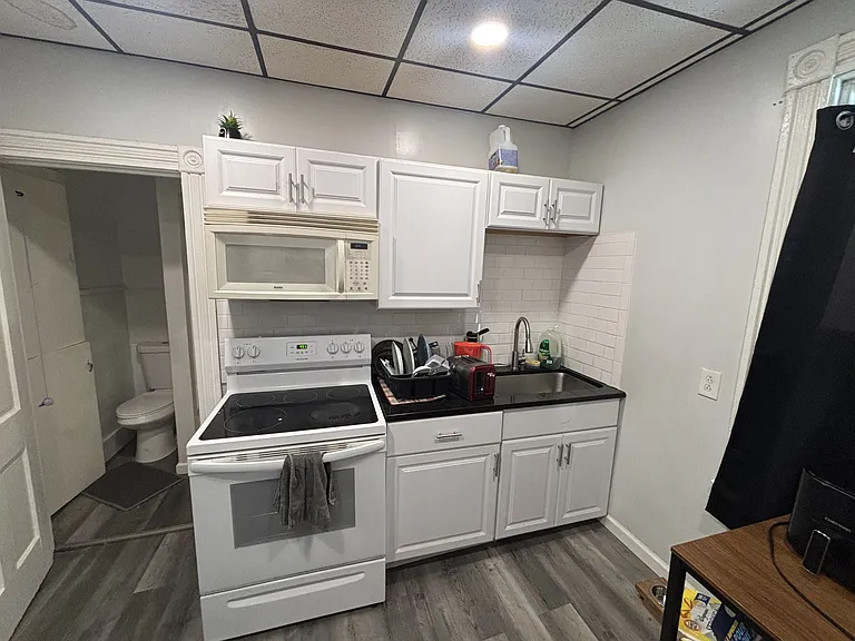 69 Amherst St #2 — Photo 5