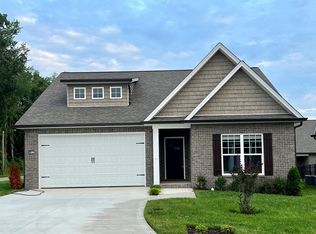 1400 Brook Hill Dr, Cookeville, TN 38501