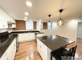 39 Hemenway St APT 21, Boston, MA 02115