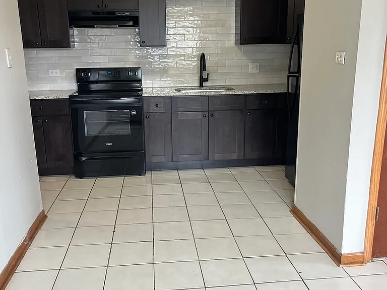 7033 W Mather Ave #3B — Photo 5