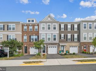 10721 Shadewell Spring Way, Manassas, VA 20112