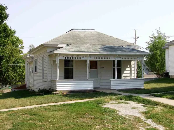 2005 N St, Auburn, NE 68305