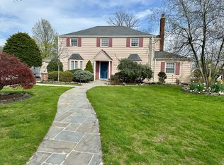 440 Bogert Rd, River Edge, NJ 07661