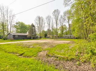 605 46th Ave, Menominee, MI 49858