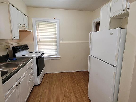 5th image of 3730 Avondale Ave