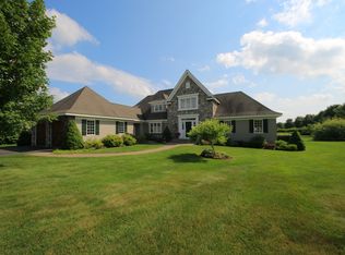 2 Kentwood Ct, Middlebury, CT 06762