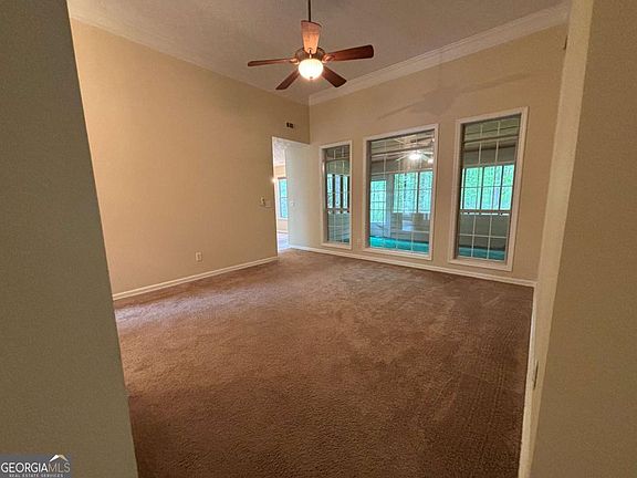 4th image of 170 Gibson Way