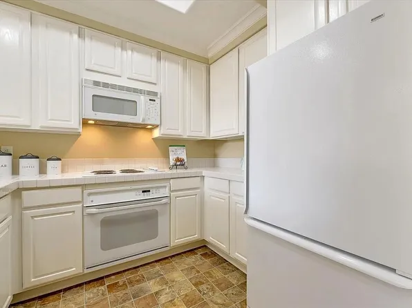 144 S 3rd St Unit 608, San Jose, CA 95112