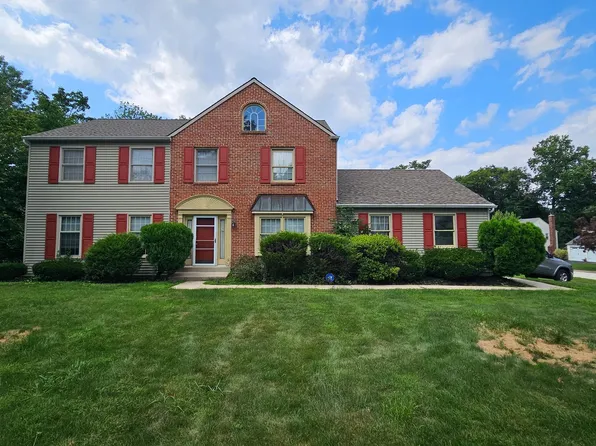 2 Barrister Ct, Haverford, PA 19041