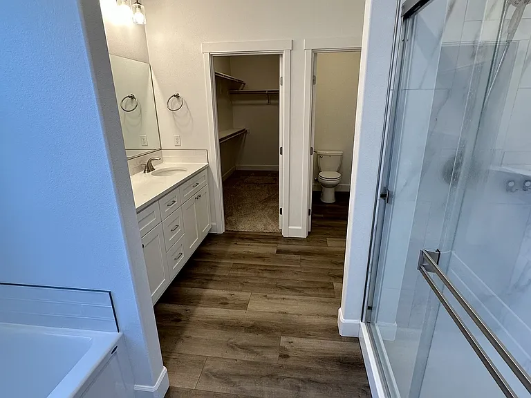 707 Athens Dr — Photo 32