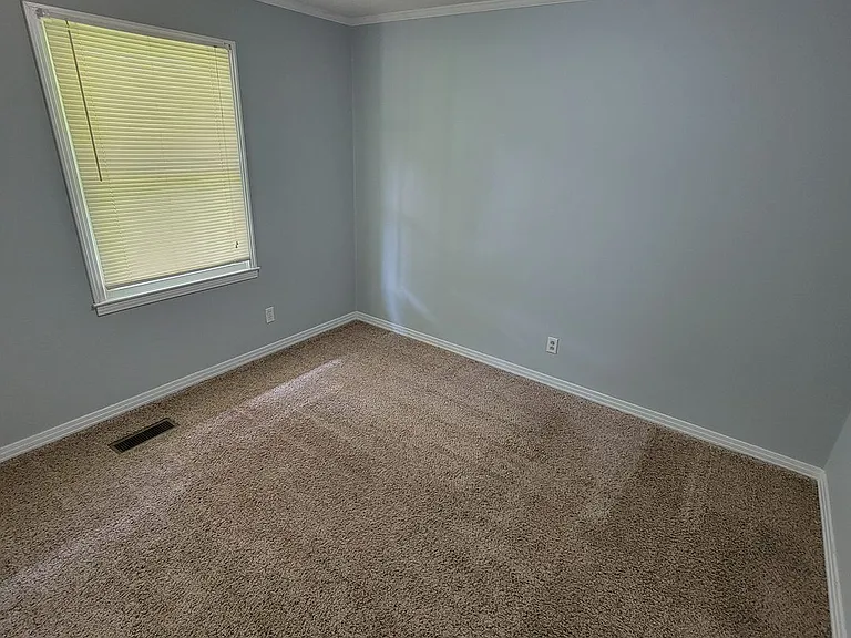2128 Wildwood Rd — Photo 11