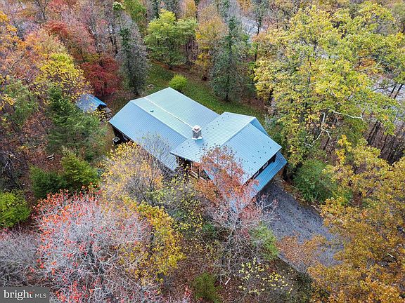 4th image of 15700 Dogwood Dr