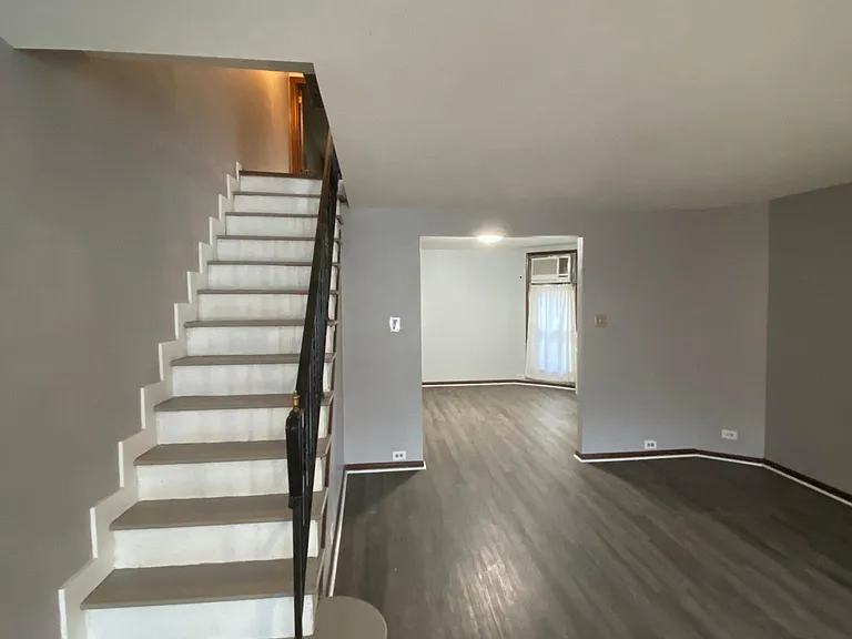 3358 Englewood St — Photo 3