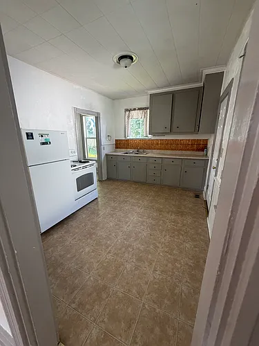 49 Granite St #B Photo 1