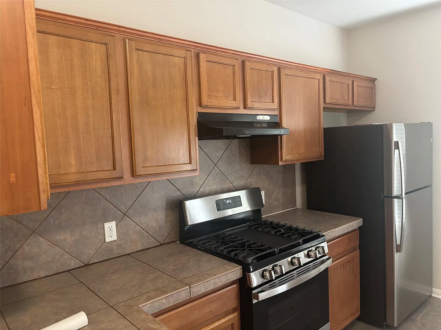 4 bed, 2.5 bath, 1515 sqft, $2,000 — Photo 4