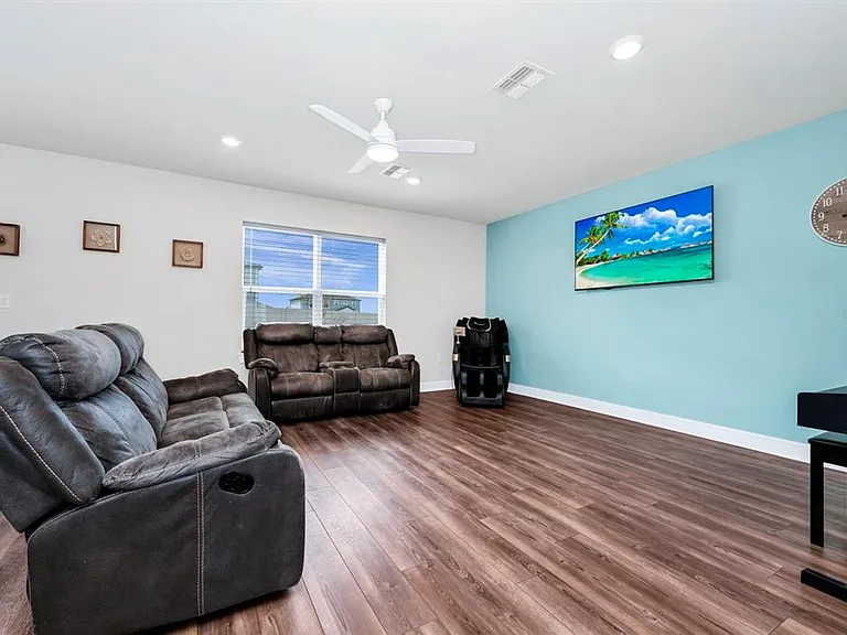 5433 Keaton Springs Dr — Photo 13