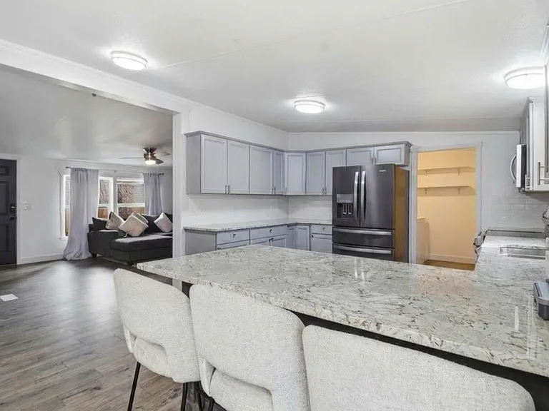 811 Plum Ave — Photo 17