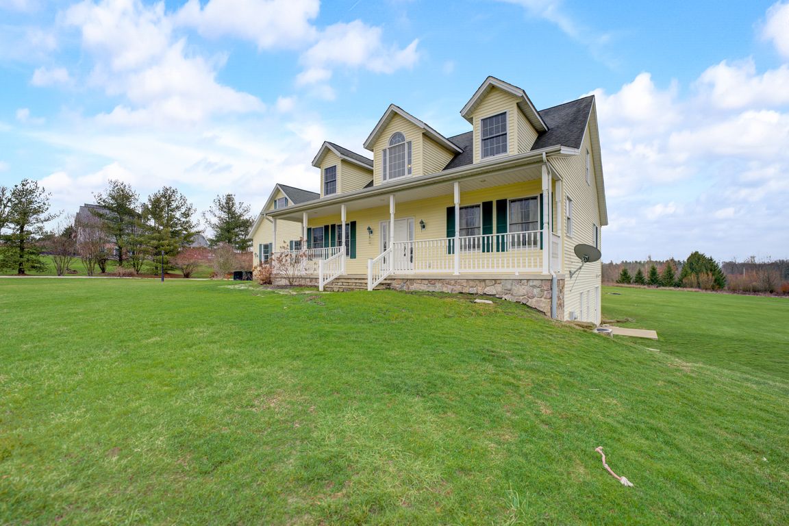 4554 W Britton Rd, Burbank, OH 44214 | Zillow