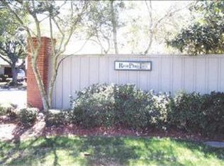 210 River Gln, Jackson, MS 39211
