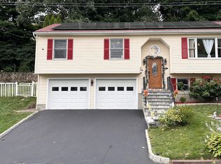 23 Danna Marie Dr, Waterbury, CT 06708
