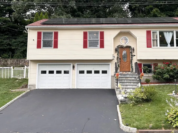 23 Danna Marie Drive, Waterbury, CT 06708