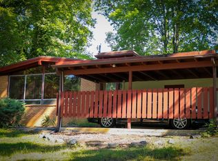 1040 Silverwood Rd NW, Roanoke, VA 24017