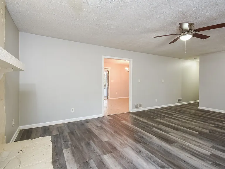 3504 Sandra Dr — Photo 5