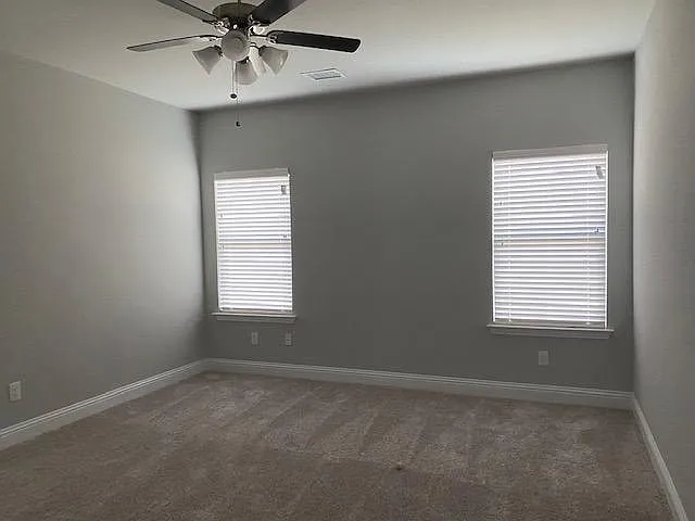 215 Jacaranda Dr — Photo 6