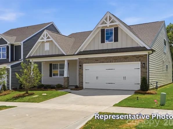 1062 Tradition Club St, York, SC 29745