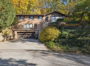 803 Oak Park Rd, Council Bluffs, IA 51503