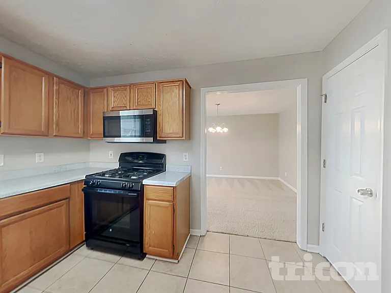 4549 Aladdin Ct — Photo 7