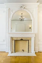 Rented by Dixon Advisory USA Inc.