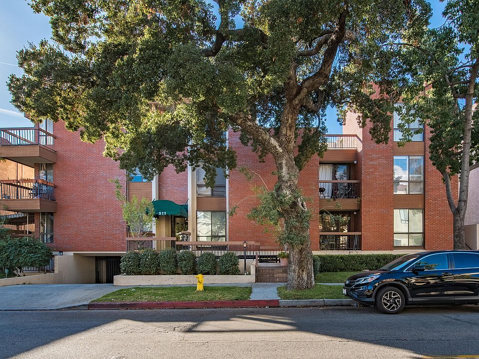 1st image of 511 N Jackson St APT 203