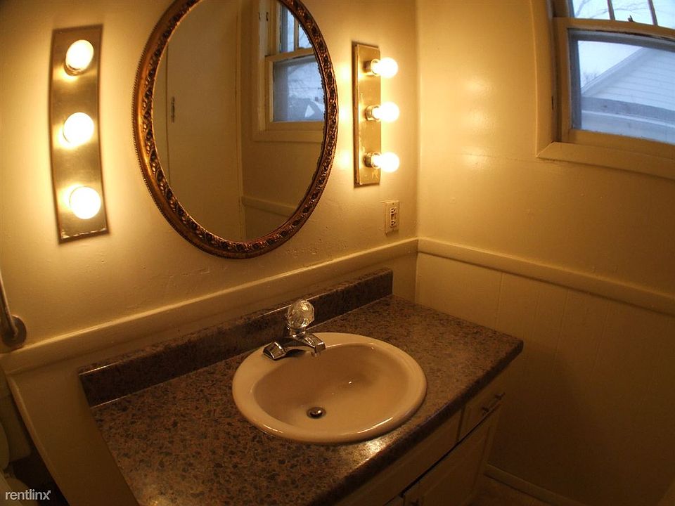 bath vanity