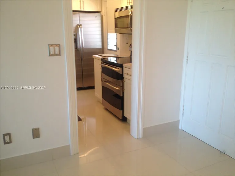 6855 Edgewater Dr #3DN — Photo 8