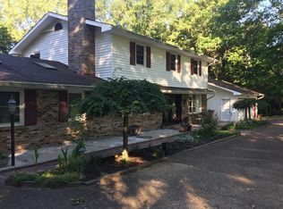 210 Ussery Rd, Clarksville, TN 37043