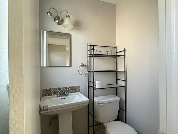 5th image of 2908 Eads Pl APT C