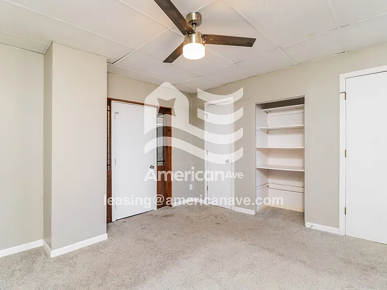 811832_010_wm_-_main_bedroom_13618111.jpg