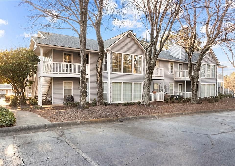 1st image of 707 Olde Mill Ln