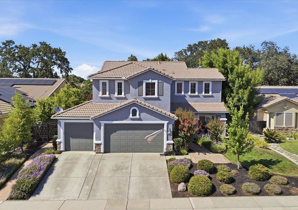 1st image of 2090 5th St