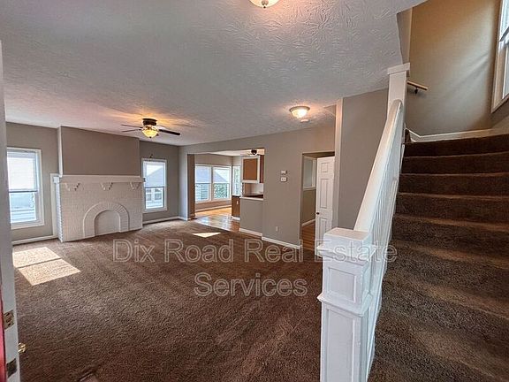 3rd image of 2407 Christel Ave