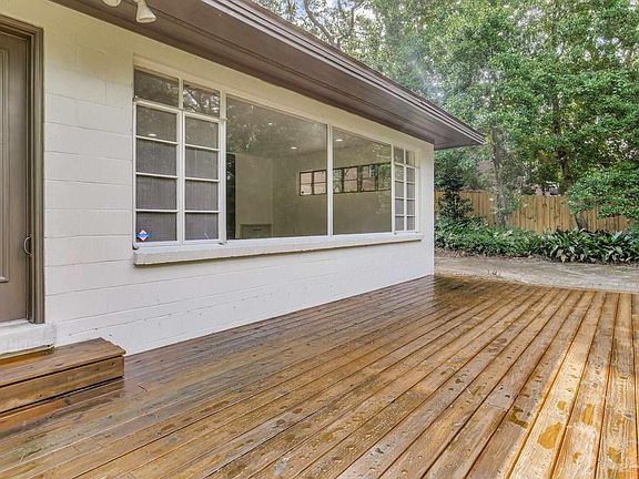 5th image of 1166 Ellison Dr
