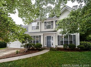 2823 Bathgate Ln, Matthews, NC 28105