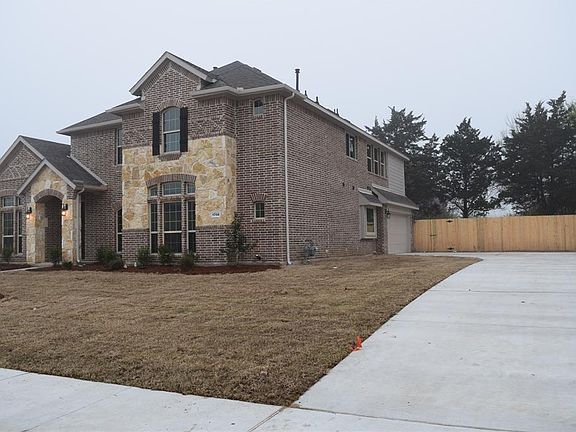 3rd image of 1708 Sagewood Dr