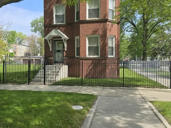 1244 E 70th St, Chicago, IL 60637