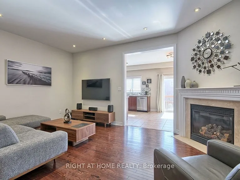 169 District Ave — Photo 2