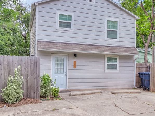 1129 N Douglas Ave