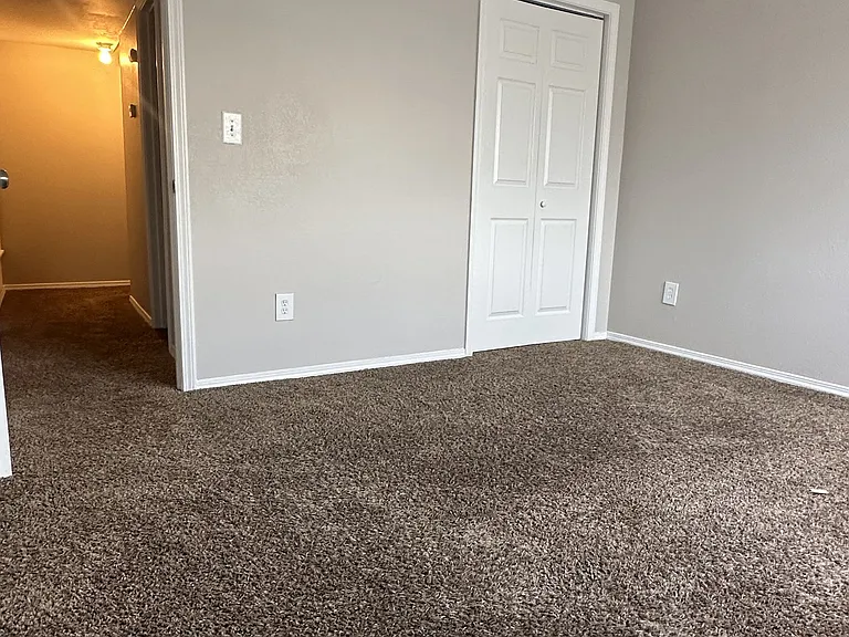 Lake Hefner Townhomes — Photo 46